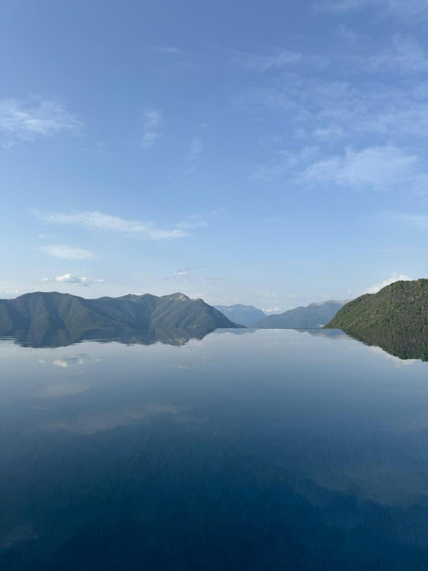 Hotel Paradiso Como بروناتي المظهر الخارجي الصورة