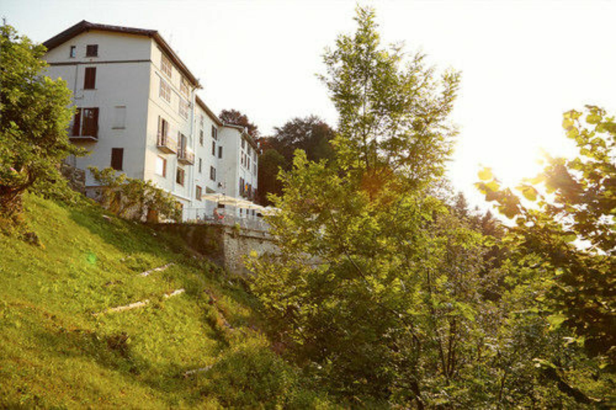 Hotel Paradiso Como بروناتي المظهر الخارجي الصورة
